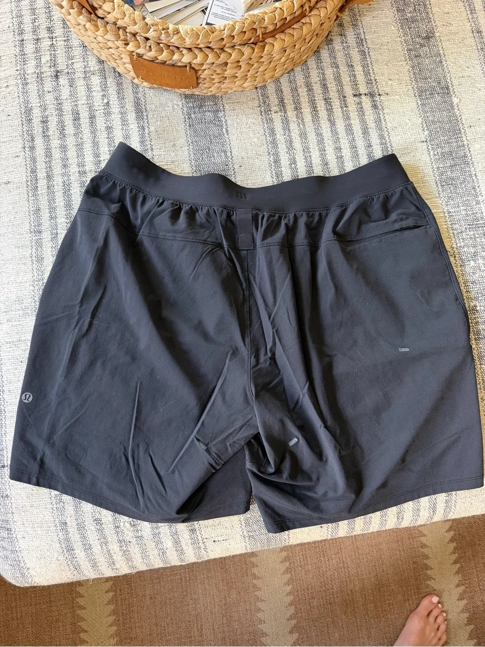 Lululemon Men's Black Shorts with Drawstring